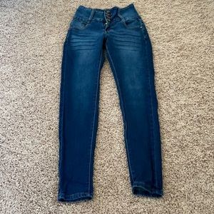 High waisted jeans